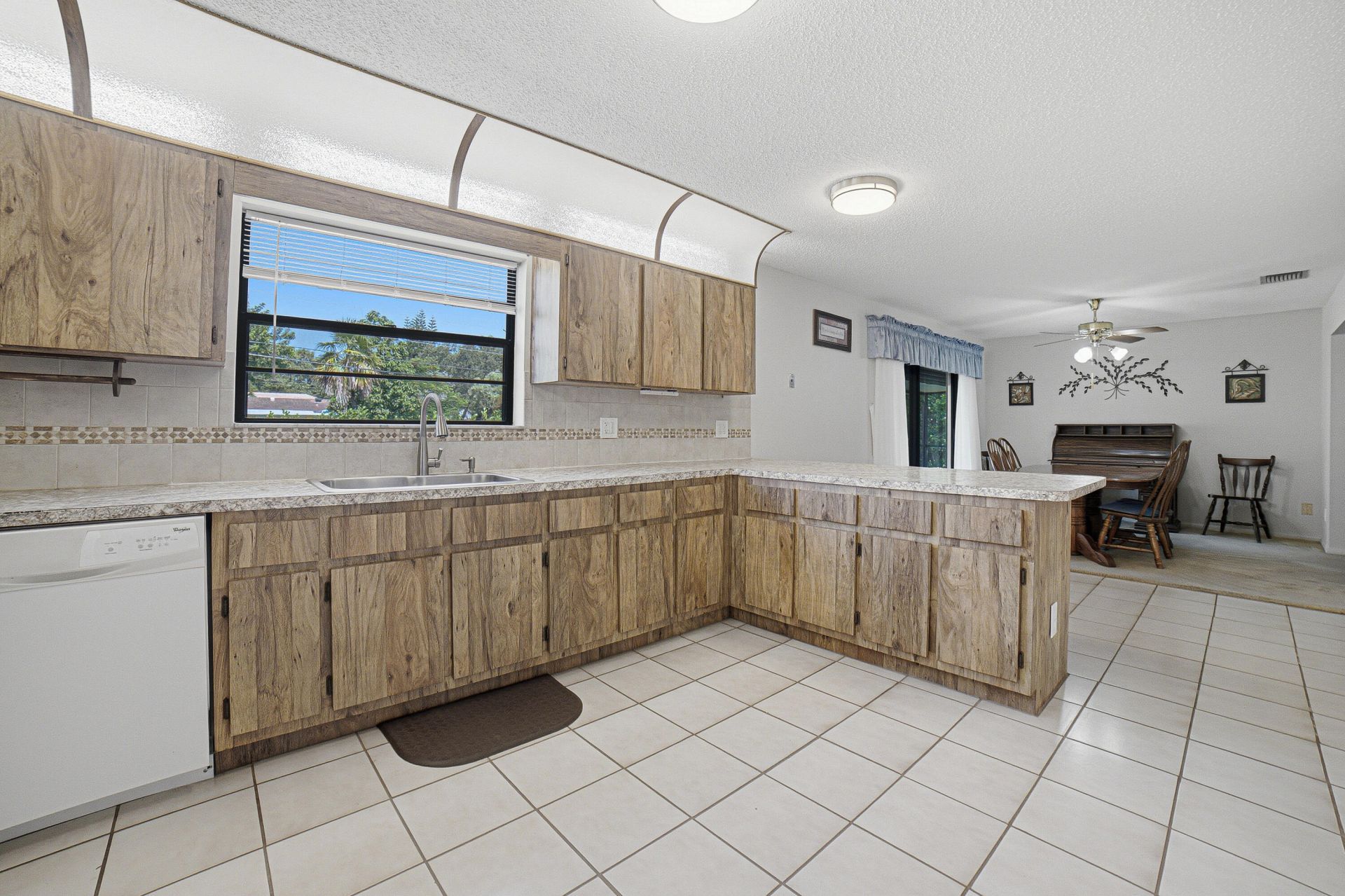 4340 SW 74th Avenue, Davie, FL 33314 Photo