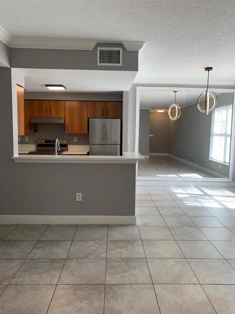 6020 W Sample Road, Unit 105, Coral Springs, FL 33067 Photo