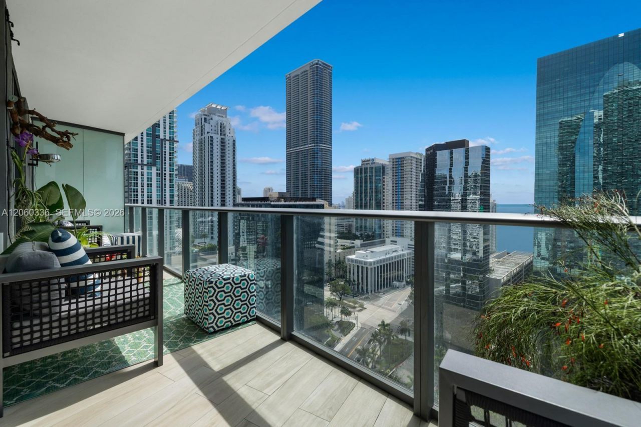 1300 S Miami Ave , Unit 2103, Miami, FL 33130 Photo