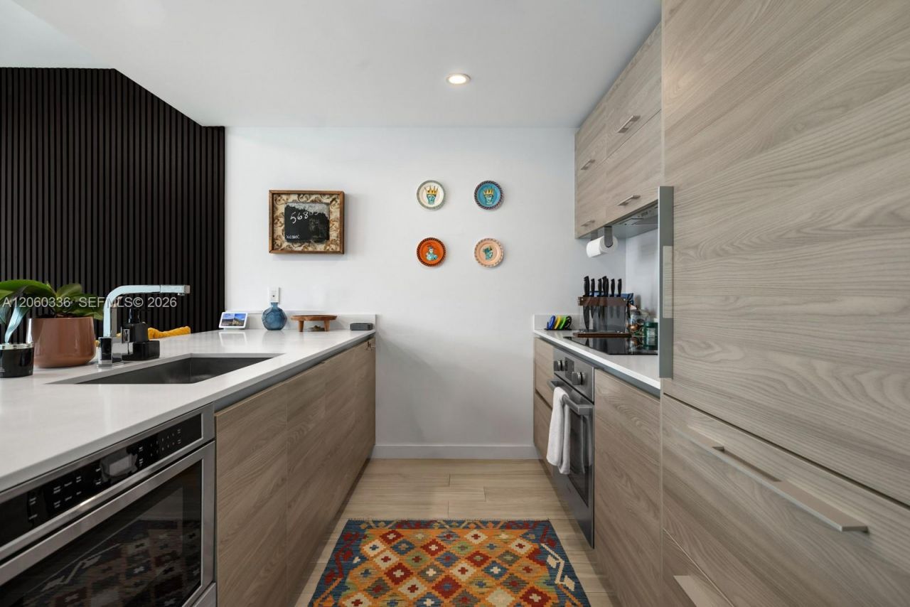 1300 S Miami Ave , Unit 2103, Miami, FL 33130 Photo