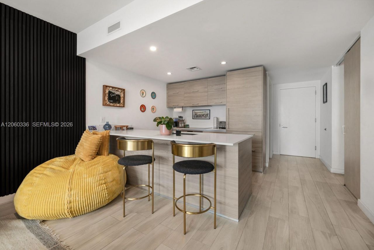 1300 S Miami Ave , Unit 2103, Miami, FL 33130 Photo