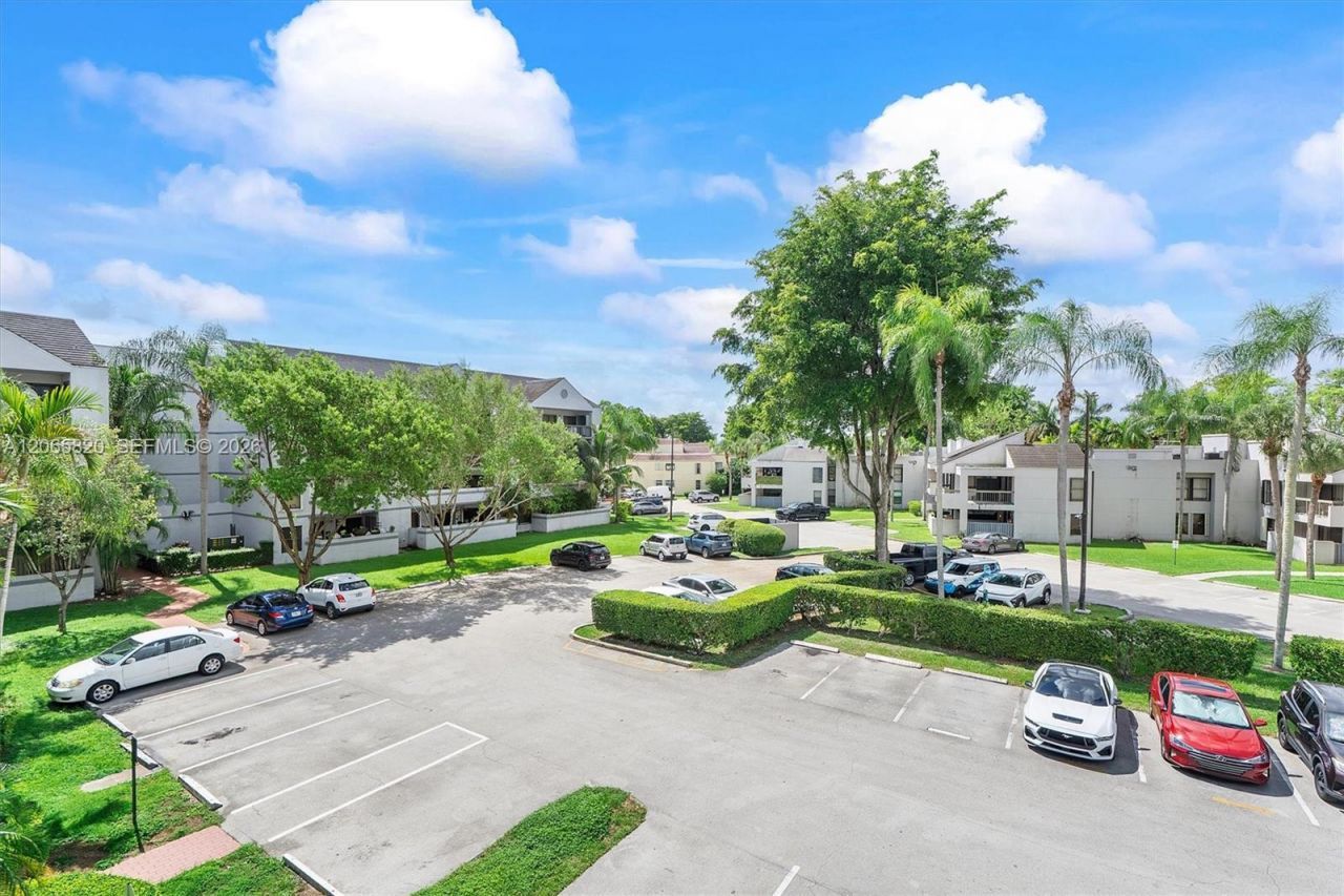 13255 SW 88th Ln , Unit 302-CS, Miami, FL 33186 Photo