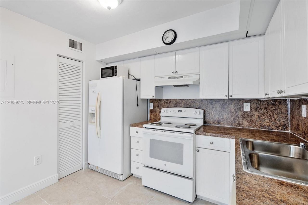 13255 SW 88th Ln , Unit 302-CS, Miami, FL 33186 Photo