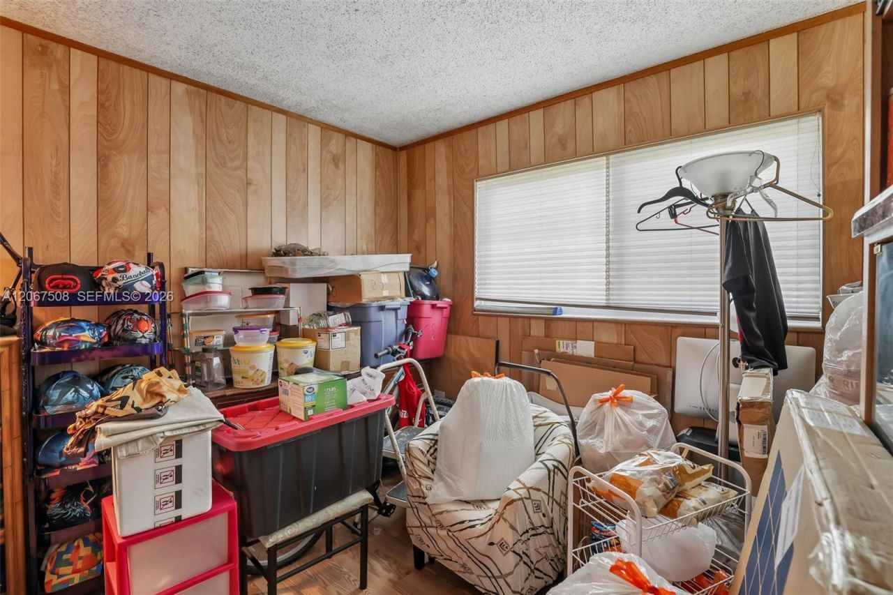 200 Bonnie Blvd , Unit 139, Palm Springs, FL 33461 Photo