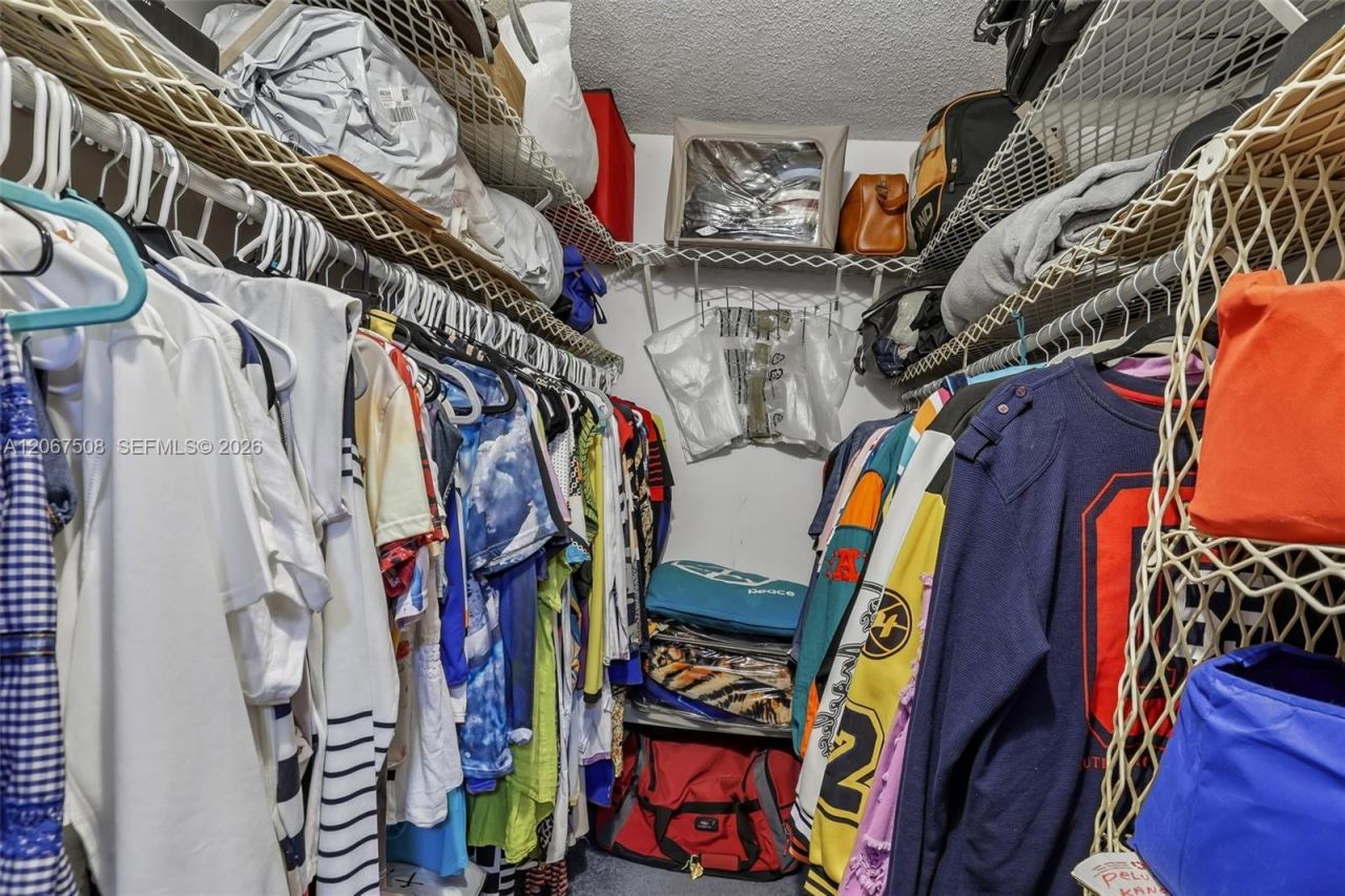 200 Bonnie Blvd , Unit 139, Palm Springs, FL 33461 Photo