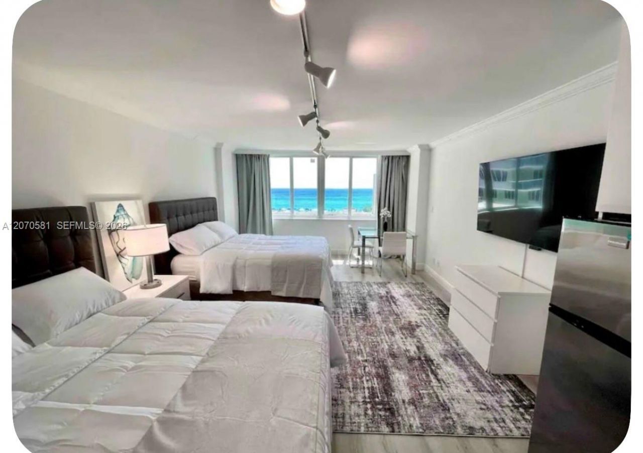 19201 Collins Ave , Unit 245, Sunny Isles Beach, FL 33160 Photo
