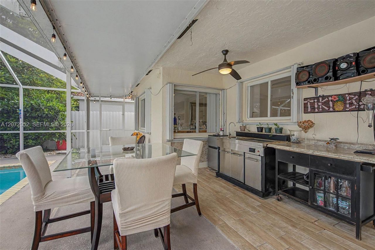 15431 SW 177th Ter , Miami, FL 33187 Photo