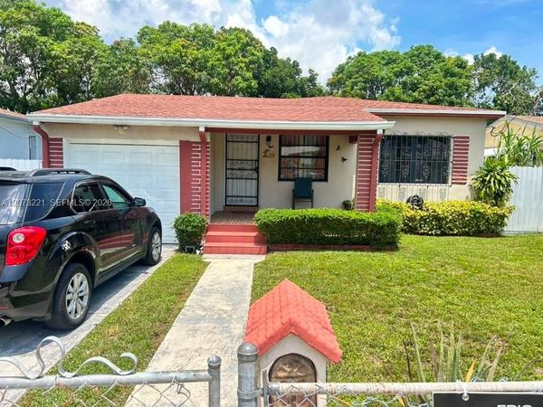 1191 NW 49th St, Miami, FL 33127