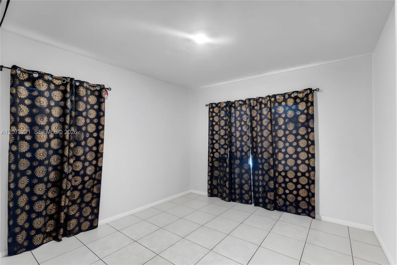 1191 NW 49th St, Miami, FL 33127 Photo