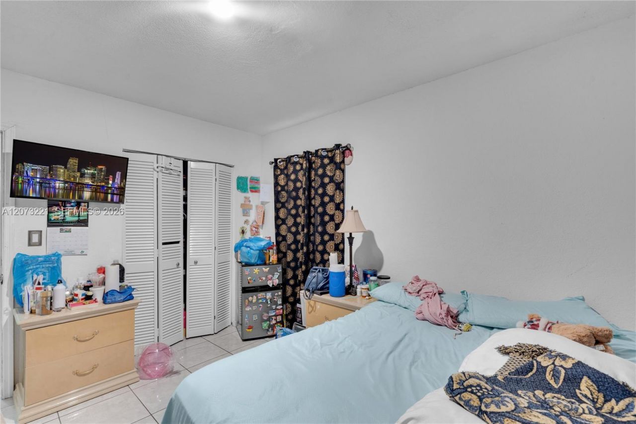 1191 NW 49th St, Miami, FL 33127 Photo