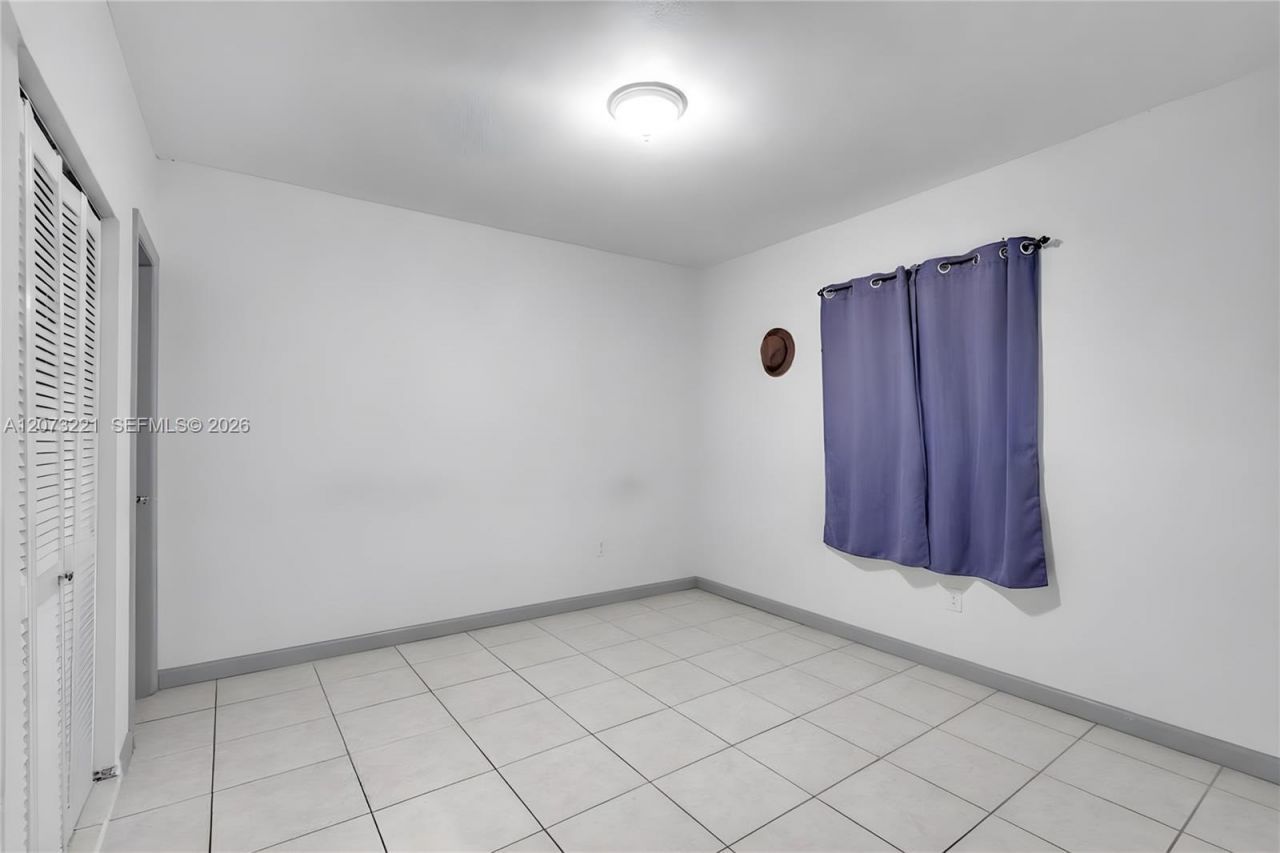 1191 NW 49th St, Miami, FL 33127 Photo