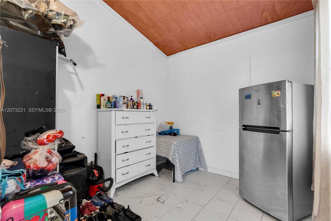 1191 NW 49th St, Miami, FL 33127 Photo
