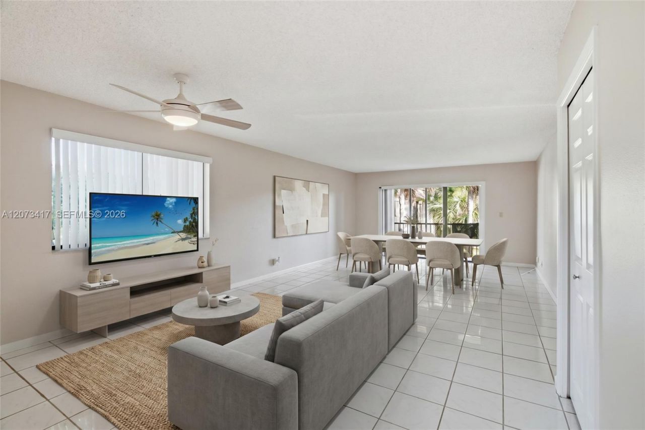 16252 Laurel Dr , Unit 201, Weston, FL 33326 Photo