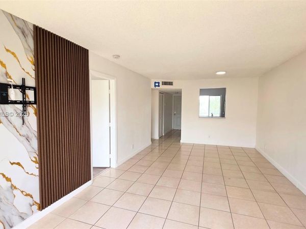 8620 N Sherman Cir , Unit 306, Miramar, FL 33025