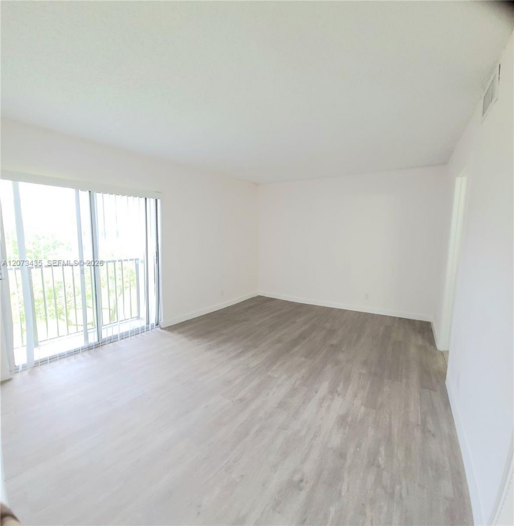 8620 N Sherman Cir , Unit 306, Miramar, FL 33025 Photo