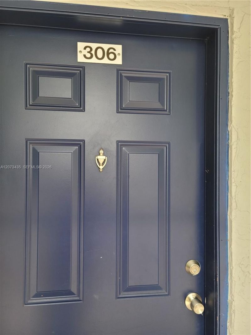 8620 N Sherman Cir , Unit 306, Miramar, FL 33025 Photo