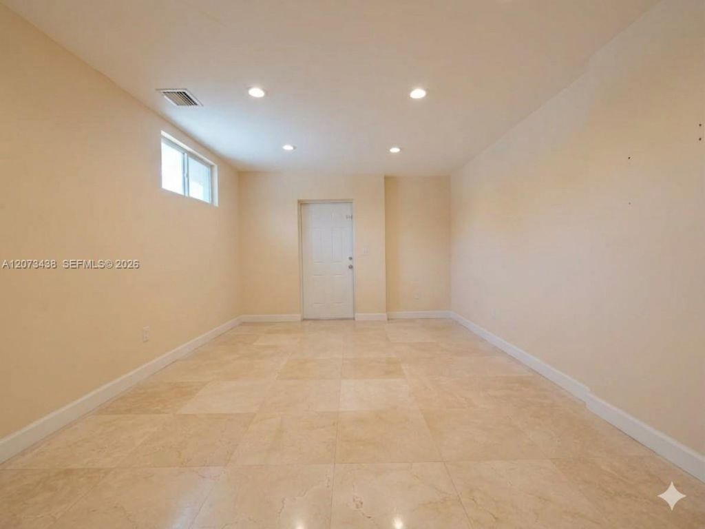 2710 Walkers Way, Weston, FL 33331 Photo