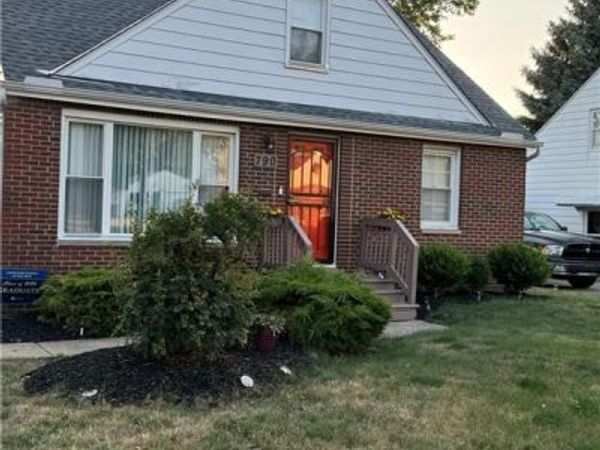 790 E 266th Street, Euclid, OH 44132