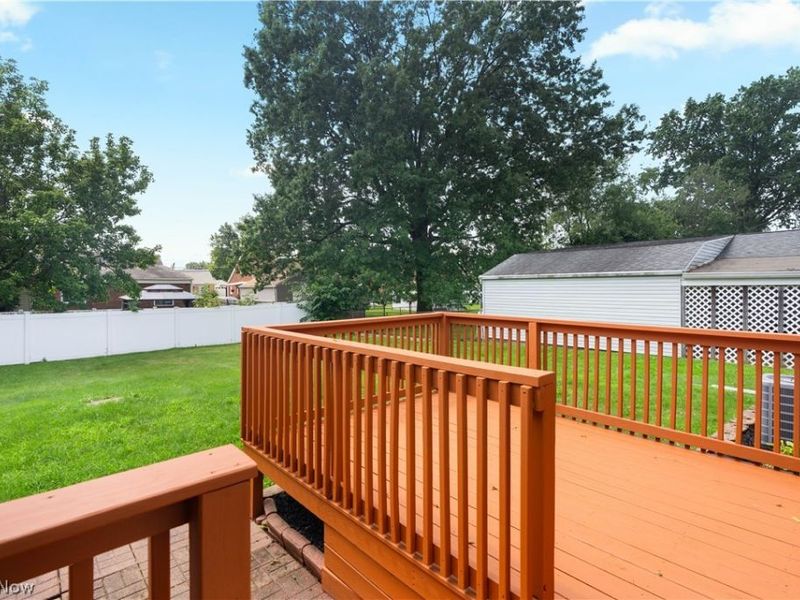 3008 Helen Place NW, Canton, OH 44708 Photo 12