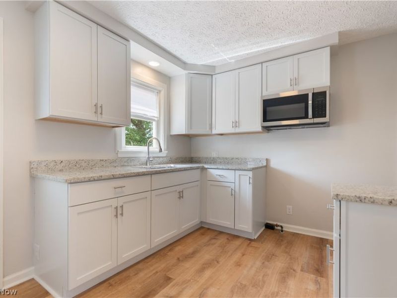3008 Helen Place NW, Canton, OH 44708 Photo 18