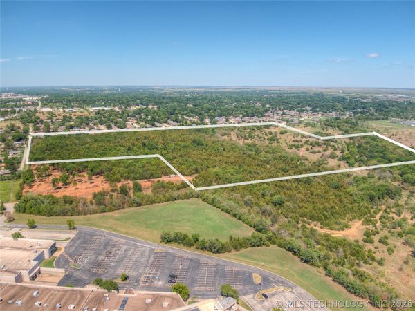 1 SE Barnett Avenue , Bartlesville, OK 74006