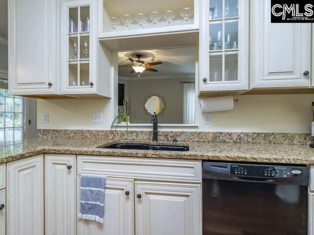 306 Coventry Lake Drive Photo 8