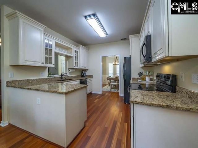 306 Coventry Lake Drive Photo 9