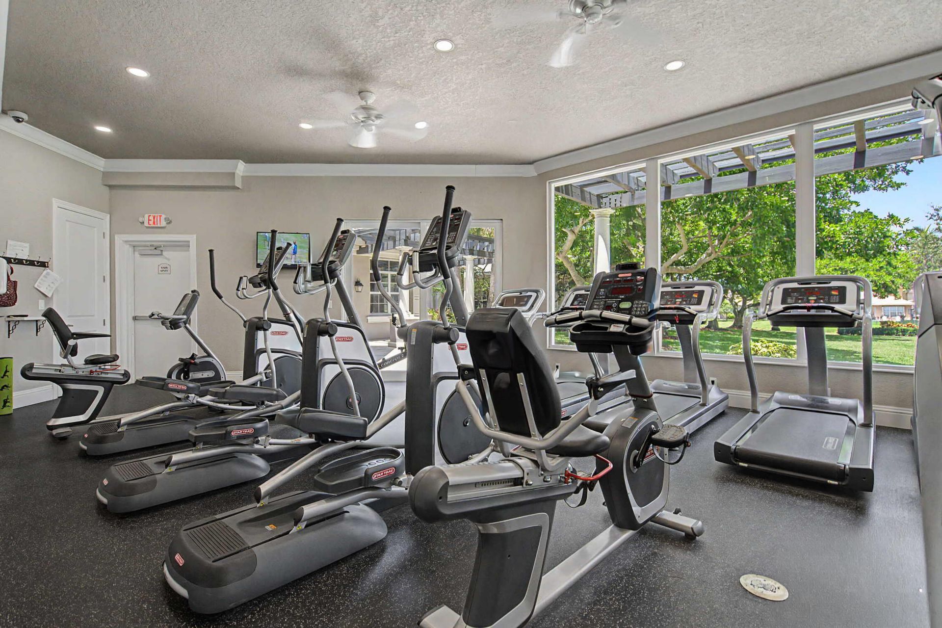 6272 NW 108th Way, Parkland, FL 33076 Photo