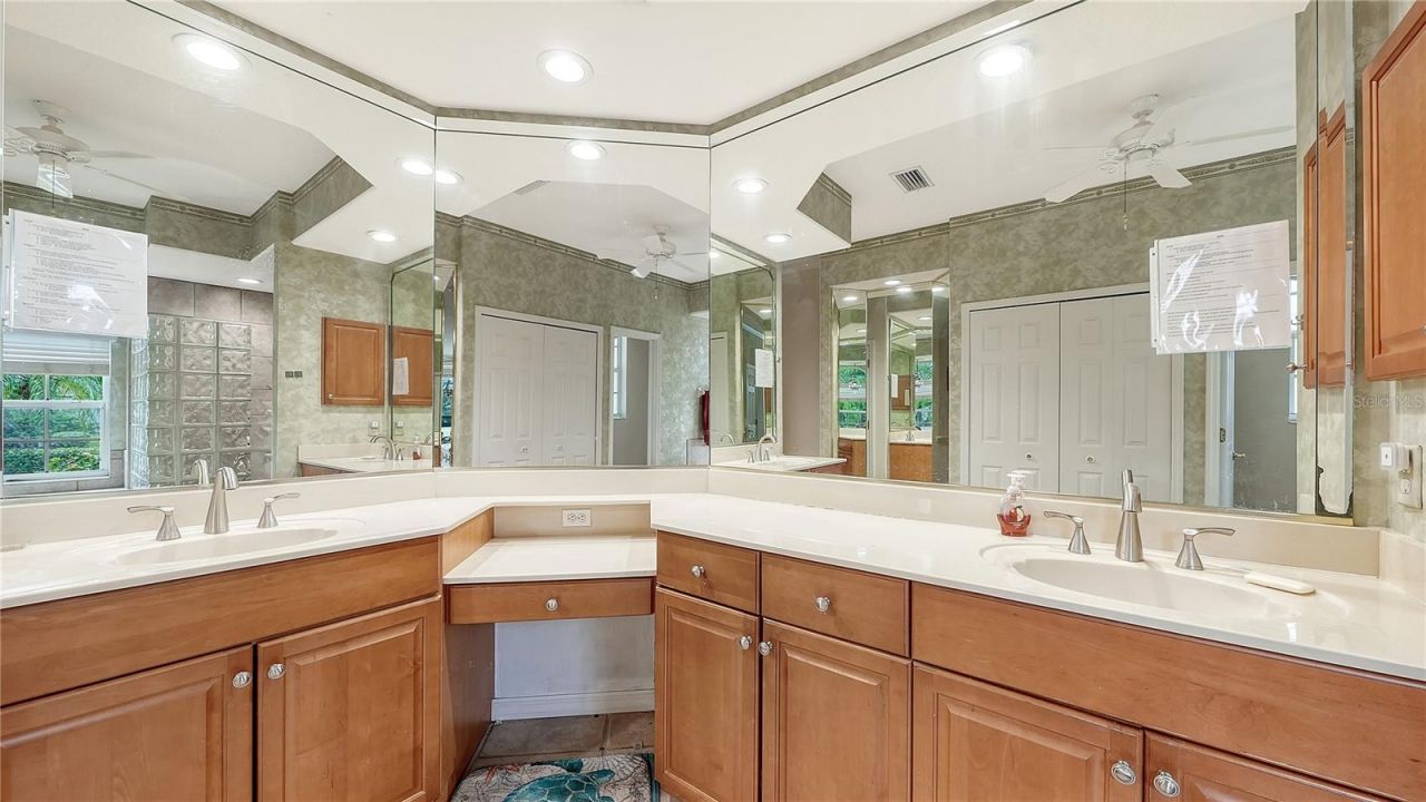 6521 Sundew Court , Bradenton, FL 34202 Photo
