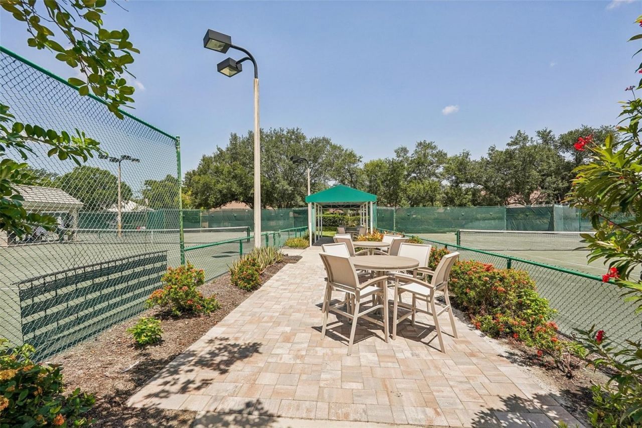 403 Lansbrook Drive, Venice, FL 34292 Photo