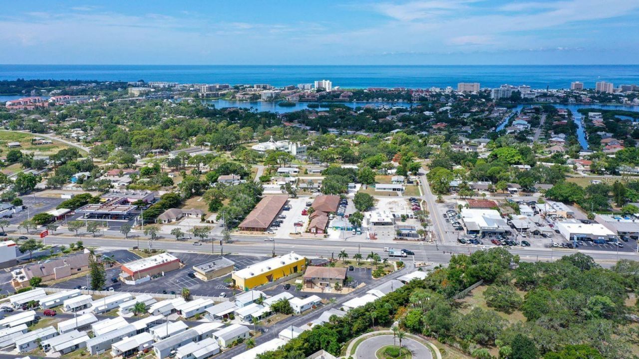 251 Southwinds Drive, Sarasota, FL 34231 Photo