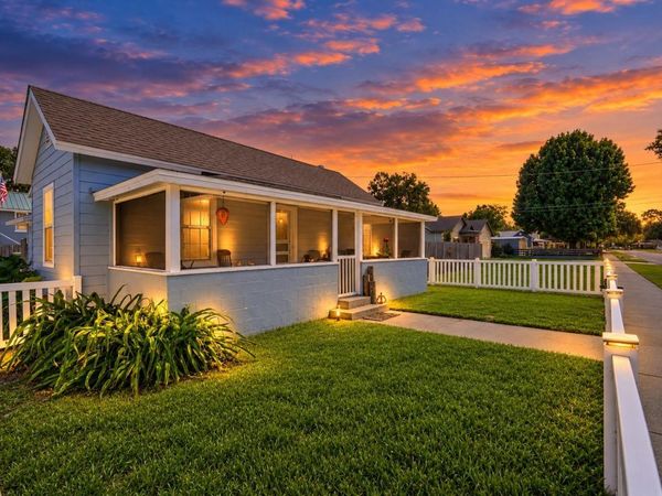 321 CASSADY STREET, UMATILLA, FL 32784