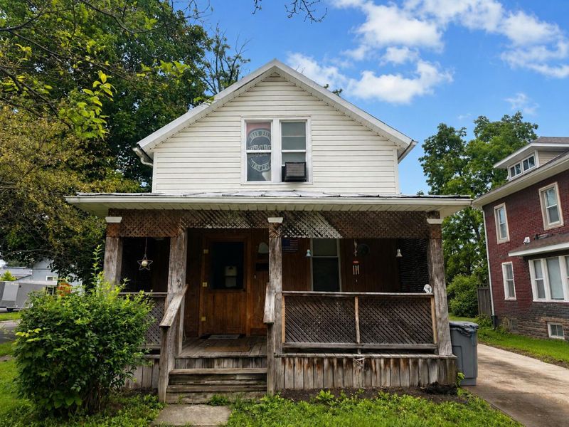 500 E Warren Street, Bucyrus, OH 44820 Photo 1