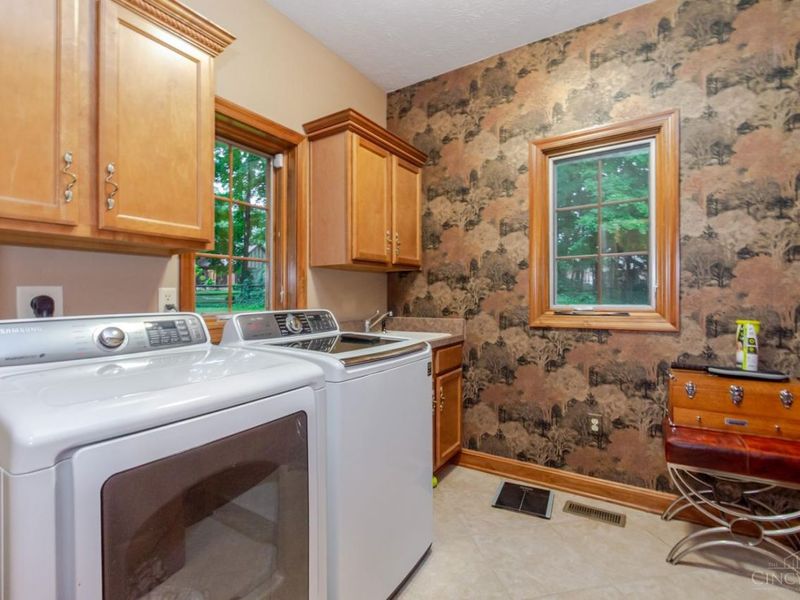 2400 Gatesland Court, Miami Township, OH 45459 Photo 22