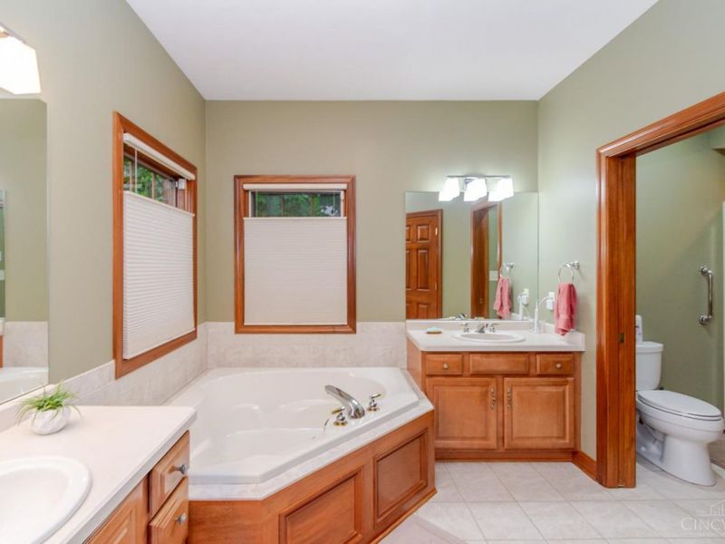 2400 Gatesland Court, Miami Township, OH 45459 Photo 26