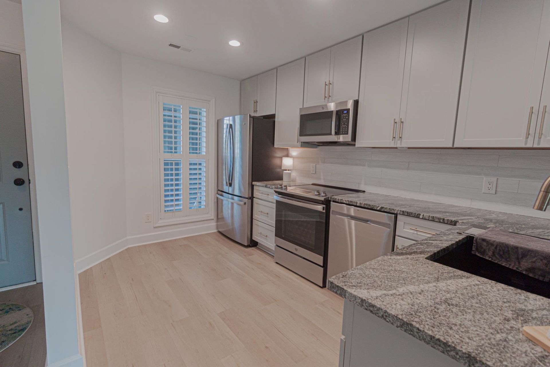 4396 Baldwin Ave. Photo 12
