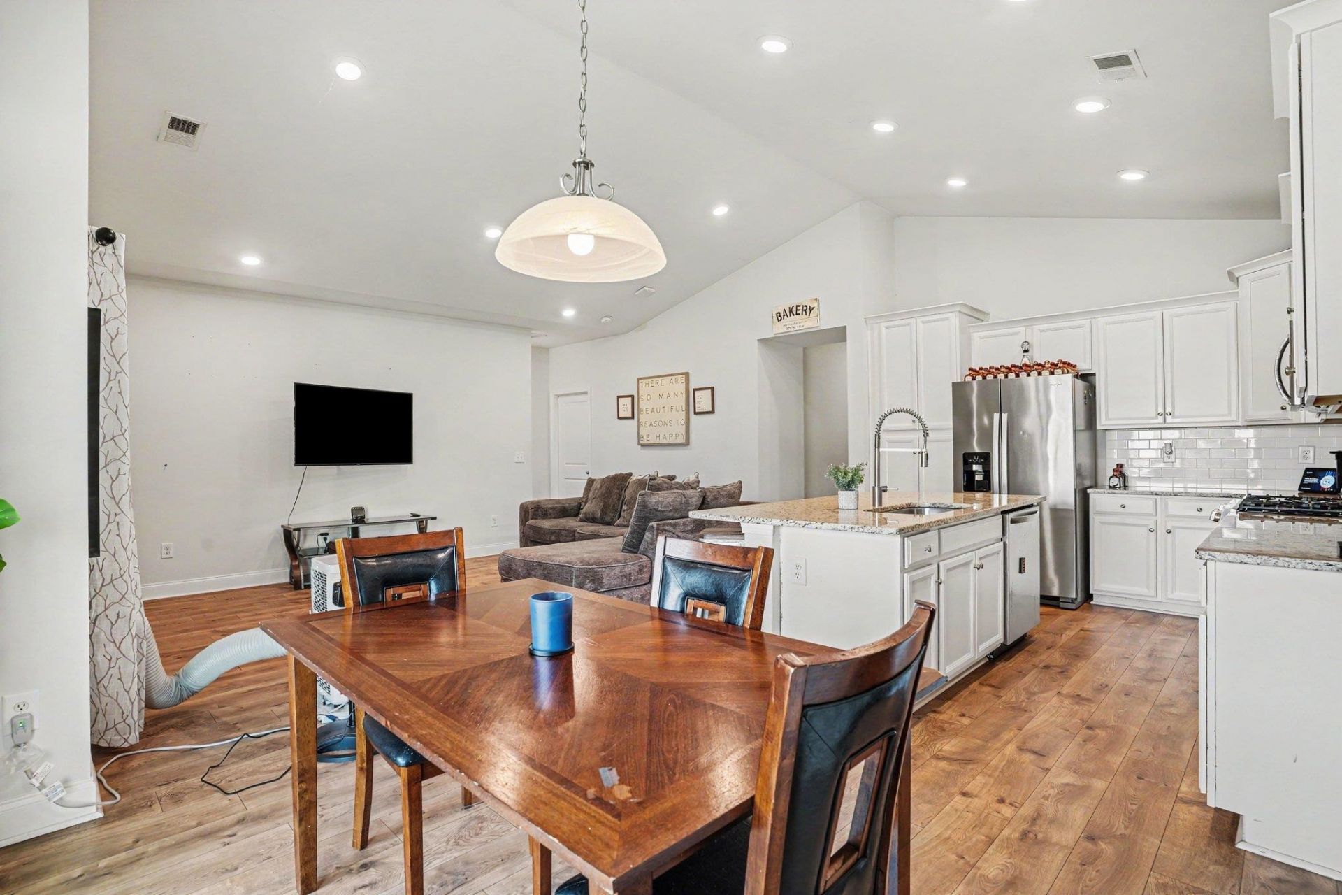 4467 Girvan Dr. Photo 13