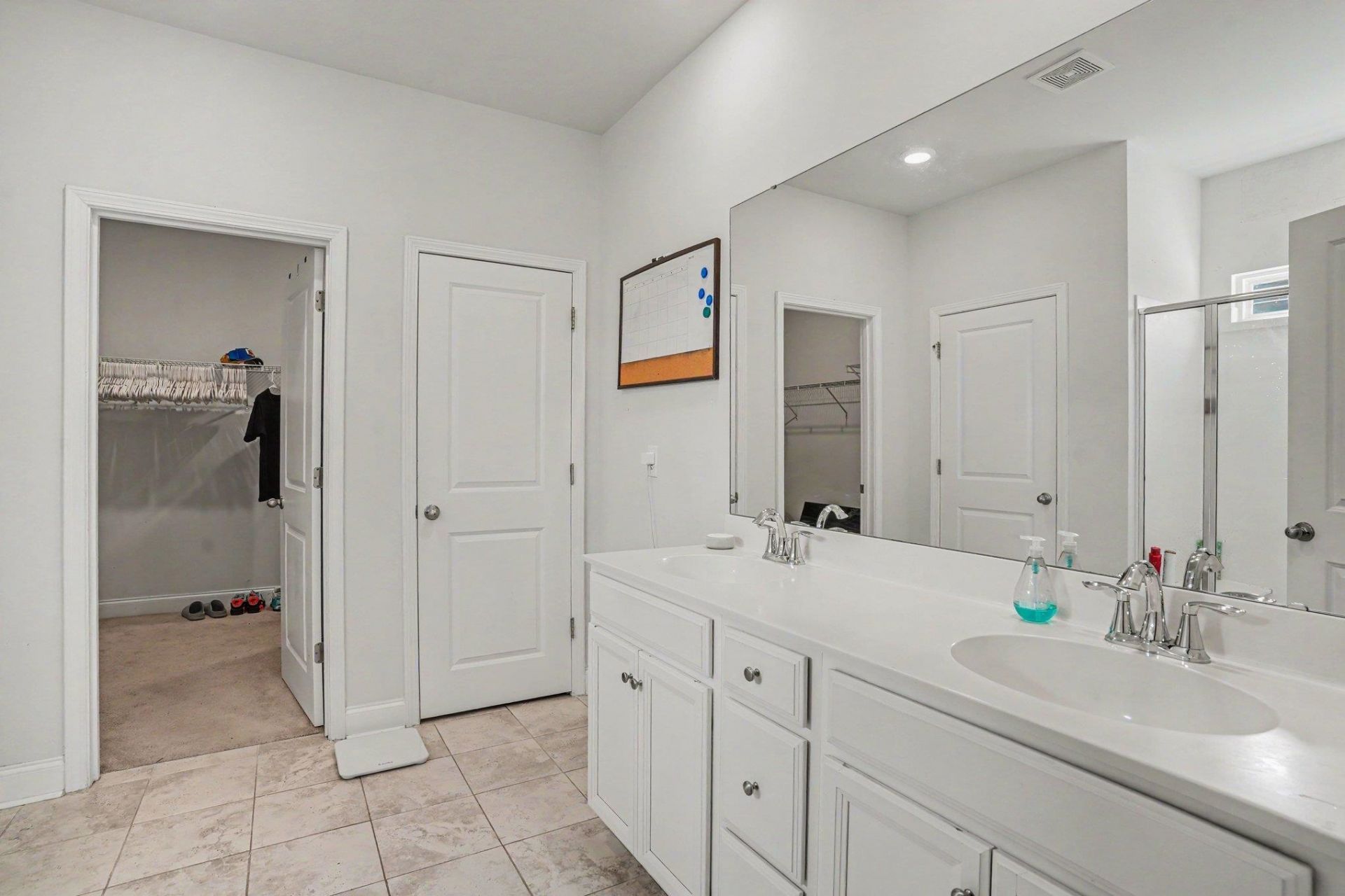 4467 Girvan Dr. Photo 22
