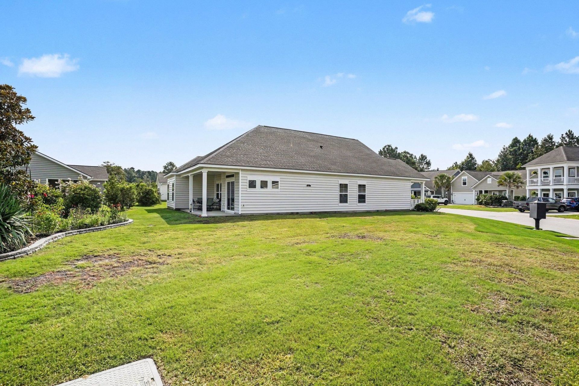 4467 Girvan Dr. Photo 36