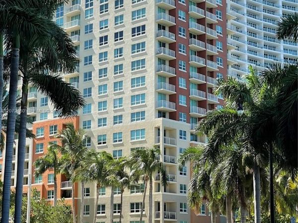2000 N Bayshore Dr , Unit 205, Miami, FL 33137