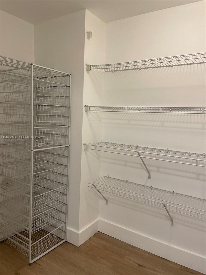 2000 N Bayshore Dr , Unit 205, Miami, FL 33137 Photo