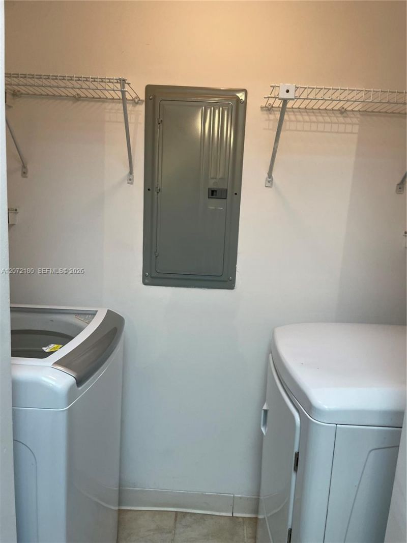 2000 N Bayshore Dr , Unit 205, Miami, FL 33137 Photo