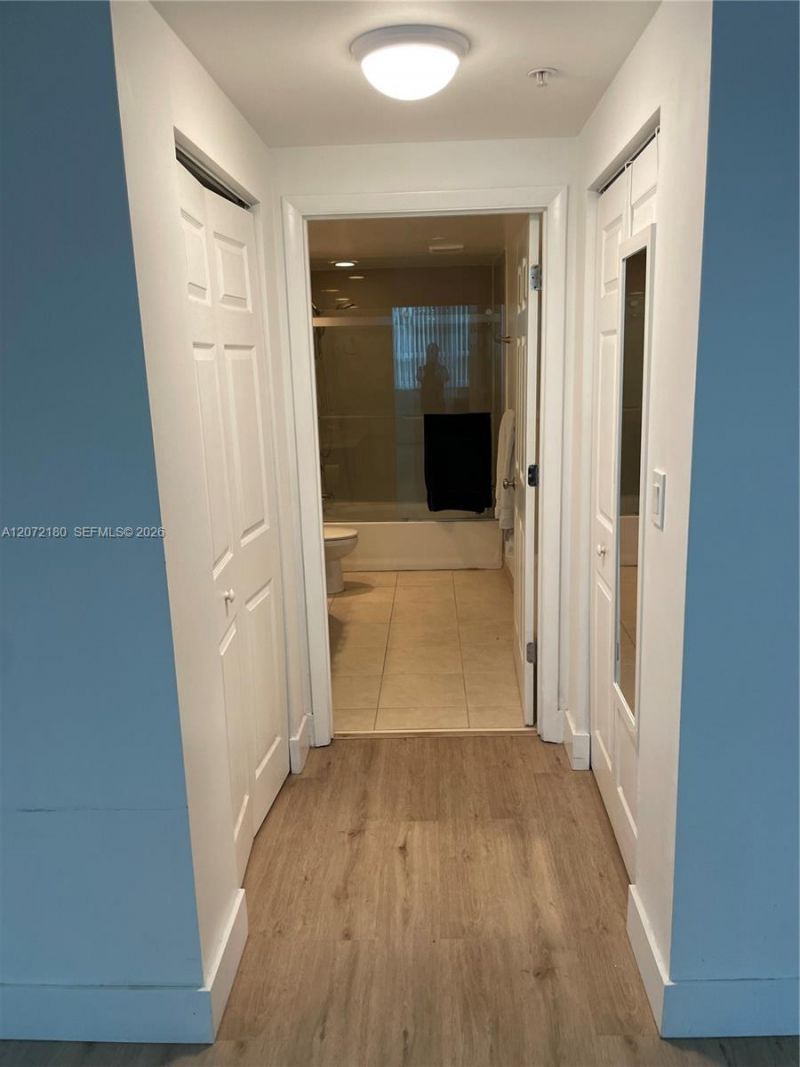 2000 N Bayshore Dr , Unit 205, Miami, FL 33137 Photo
