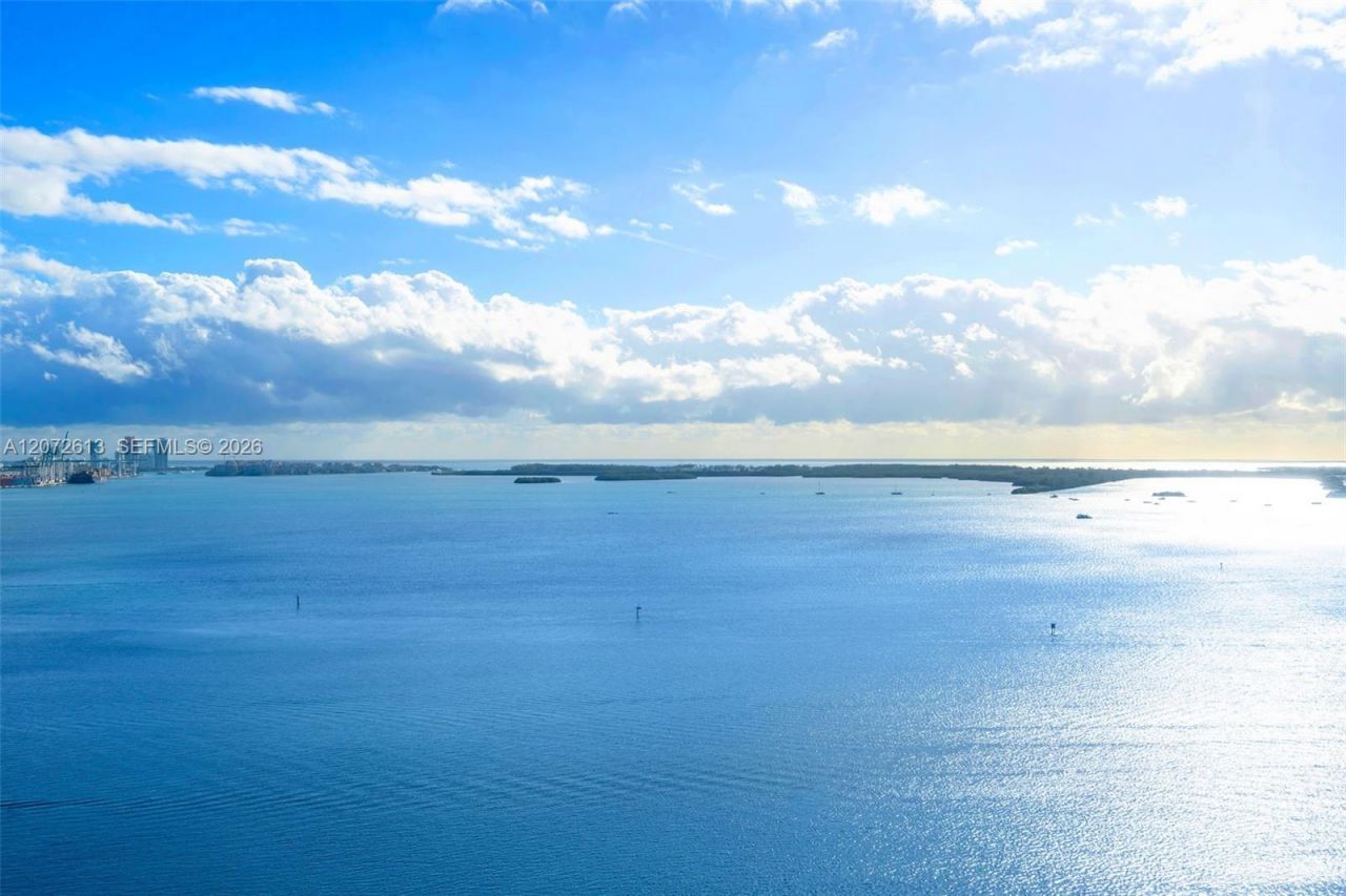 1200 Brickell Bay Dr , Unit 2501, Miami, FL 33131 Photo