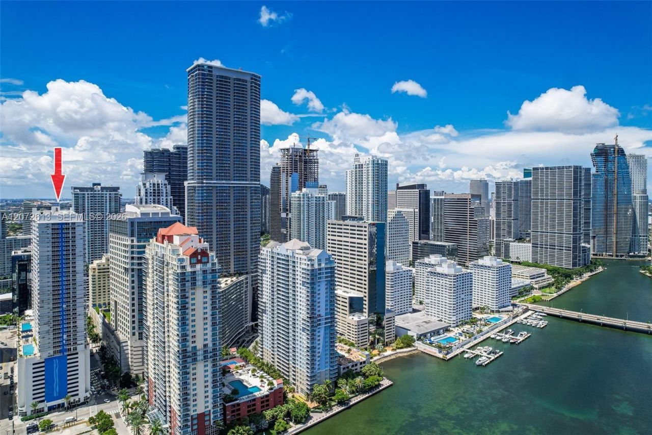 1200 Brickell Bay Dr , Unit 2501, Miami, FL 33131 Photo