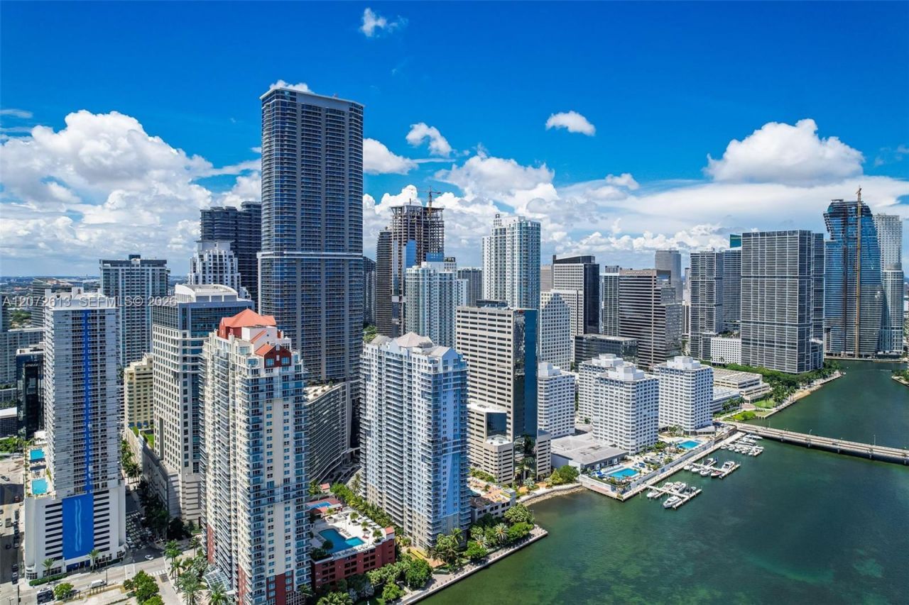 1200 Brickell Bay Dr , Unit 2501, Miami, FL 33131 Photo