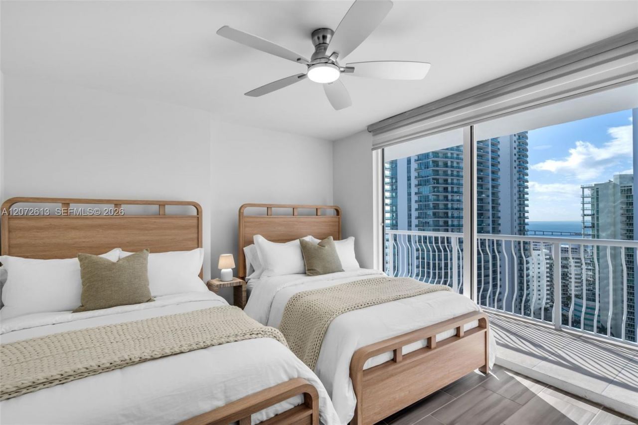 1200 Brickell Bay Dr , Unit 2501, Miami, FL 33131 Photo