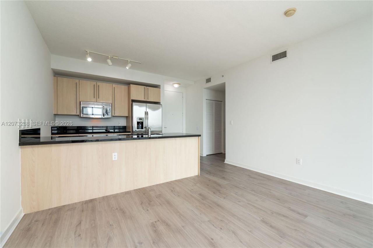 79 SW 12th St , Unit 2602-S, Miami, FL 33130 Photo