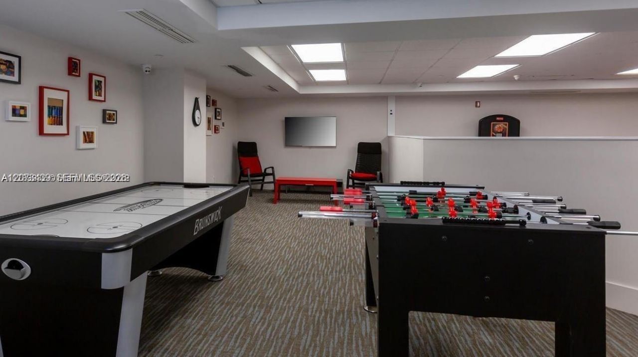4779 Collins Ave , Unit 3708, Miami Beach, FL 33140 Photo