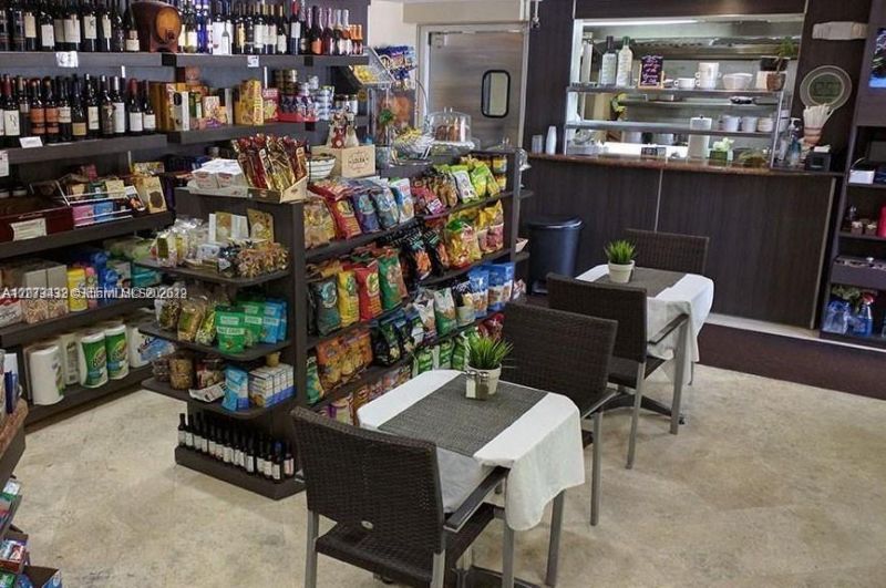 4779 Collins Ave , Unit 3708, Miami Beach, FL 33140 Photo